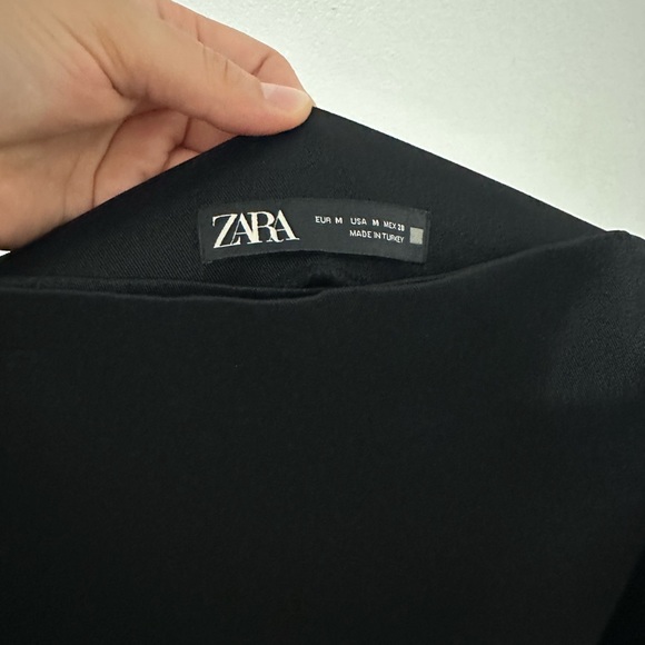 ZARA mini skirt! - Picture 2 of 3